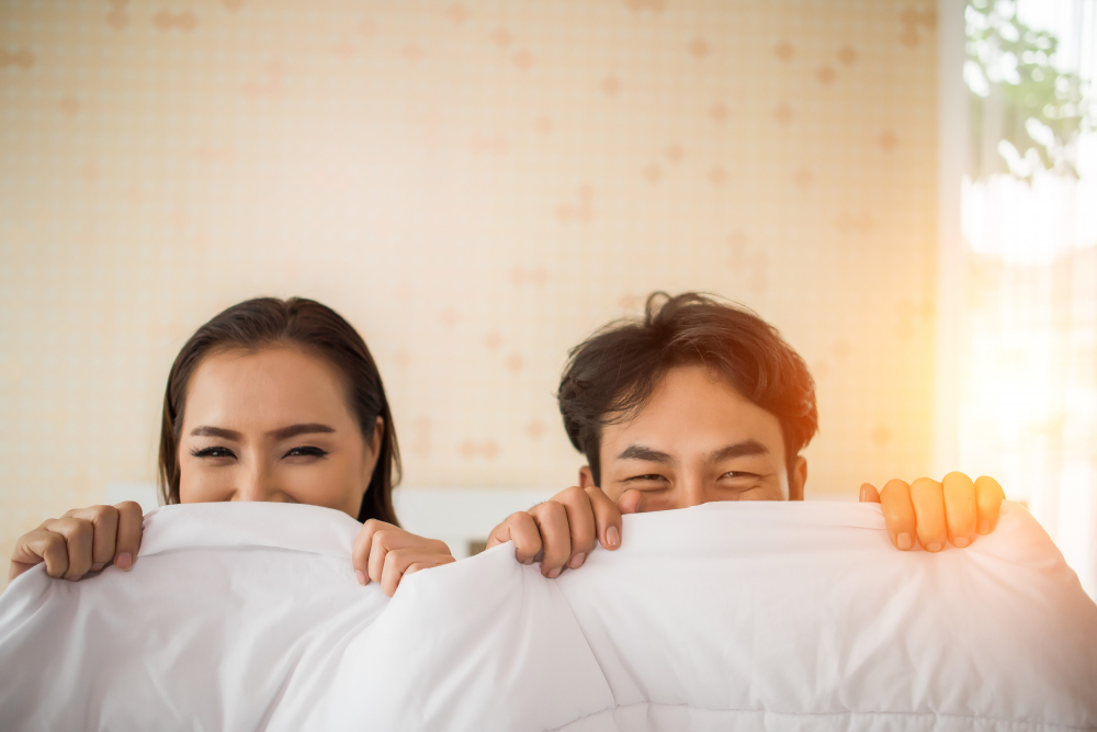 Cách cởi đồ bạn tình tinh tế giúp nàng tăng hưng phấn